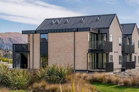 Alps Serenity Retreat - Wanaka Dış mekan fotoğraf